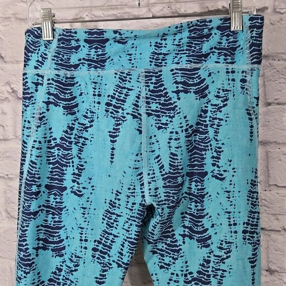 Under Armour Buckle Women's Blue Tie Dye Leggings Alpha Active Tights Cropped UA - Picture 12 of 14